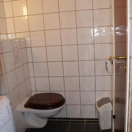 Cozy Small Bedroom Flat *