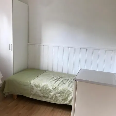 Cozy Small Bedroom Flat بيت ضيافة تروندهايم